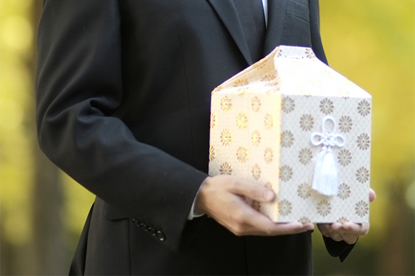 5. 火葬・お骨上げ